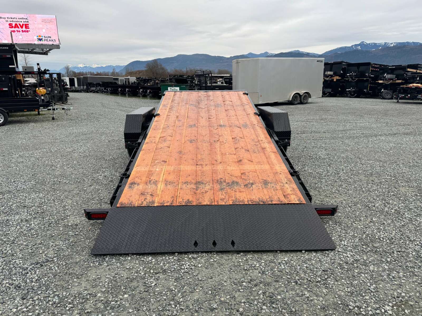 Photo of 2026 Southland Tilt Deck 16+4 Flatdeck Equipment Trailer 17,000lb GVW