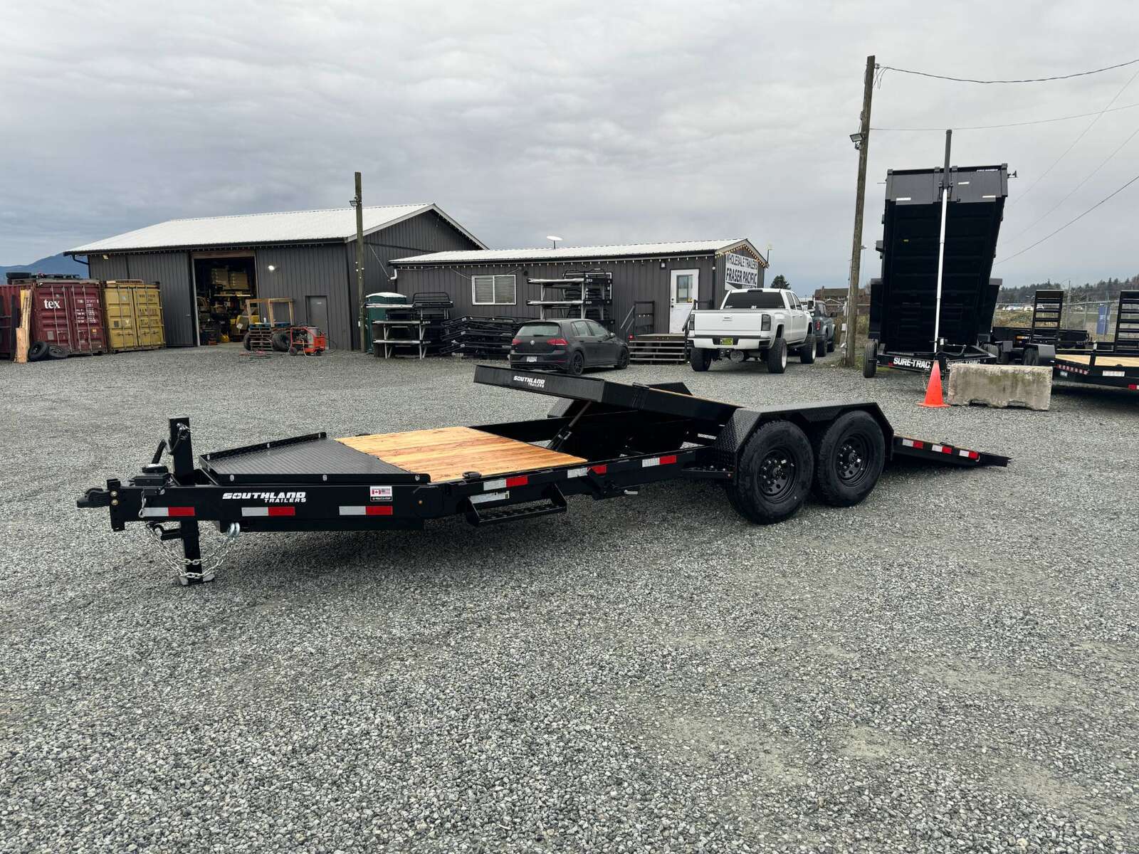 Photo of 2026 Southland Tilt Deck 16+4 Flatdeck Equipment Trailer 17,000lb GVW