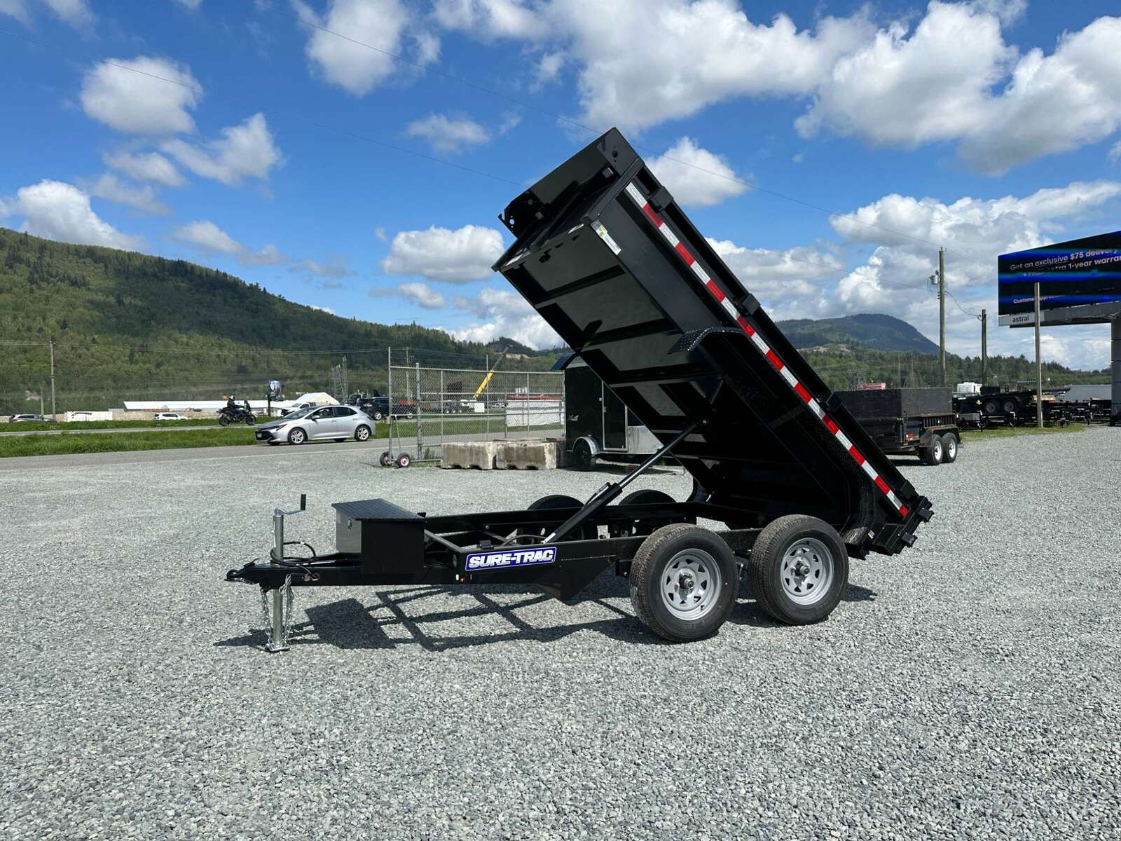 Photo of 2025 Suretrac 5x10 Dump Trailer 7000lb GVW Barn Doors