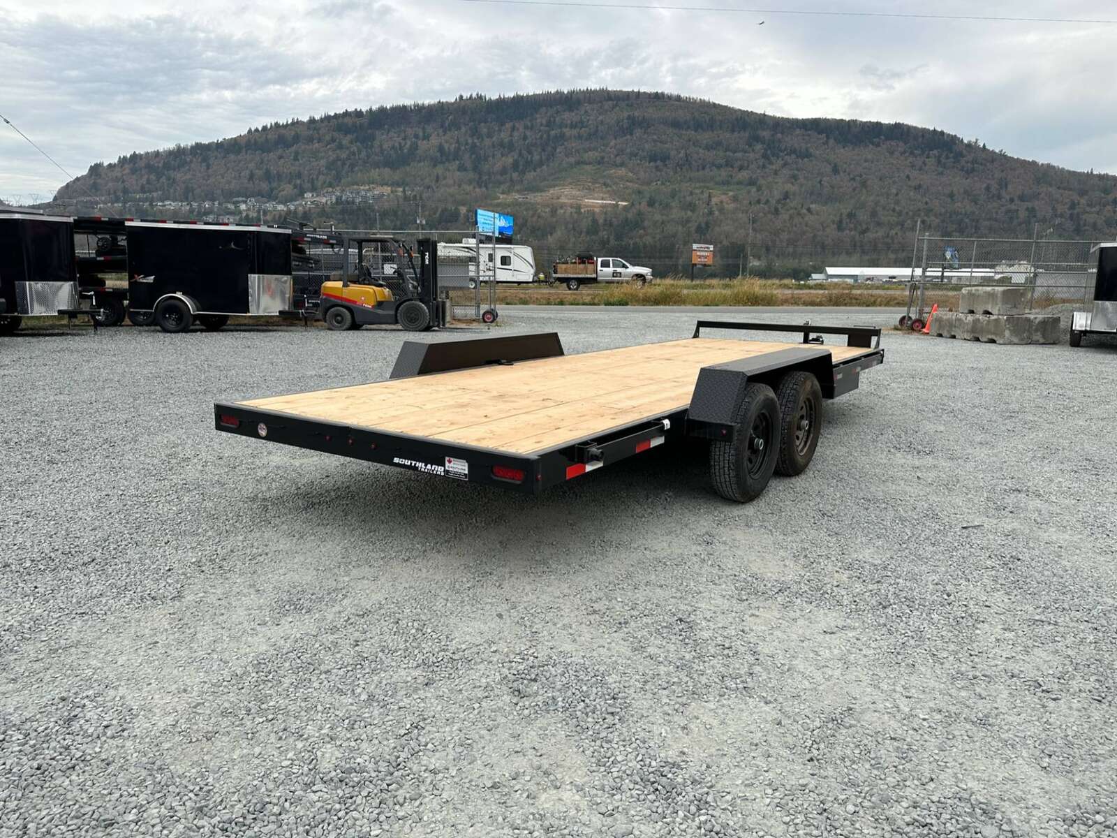 Photo of 2026 Southland 7X20 11,400LB GVW Equipment / Car Trailer Flat deck Slide In Ramps