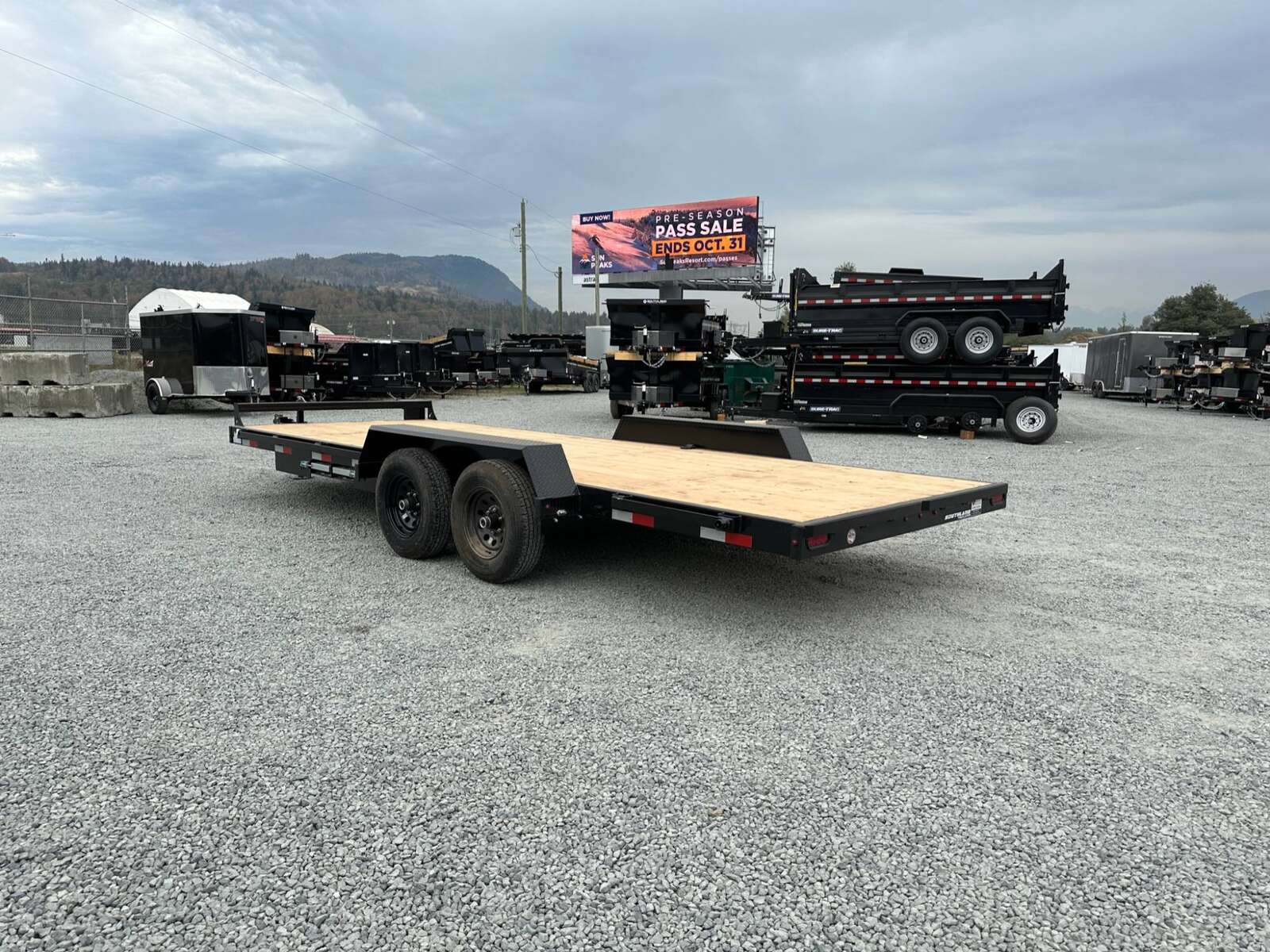 Photo of 2026 Southland 7X20 11,400LB GVW Equipment / Car Trailer Flat deck Slide In Ramps