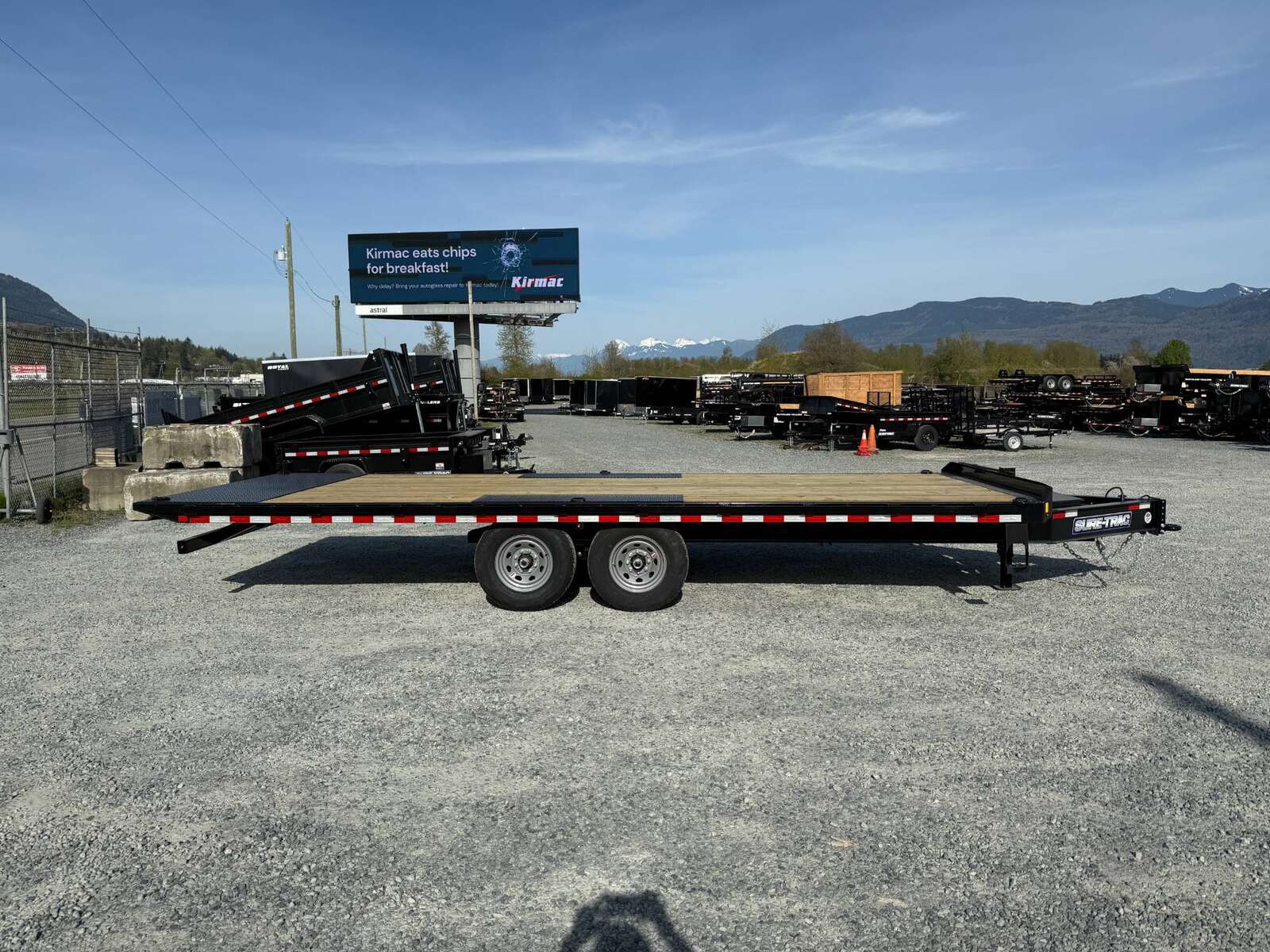Photo of 2025 Suretrac 8.5x22ft Deck Over Power Tilt Equipment Trailer 15,000lb GVW