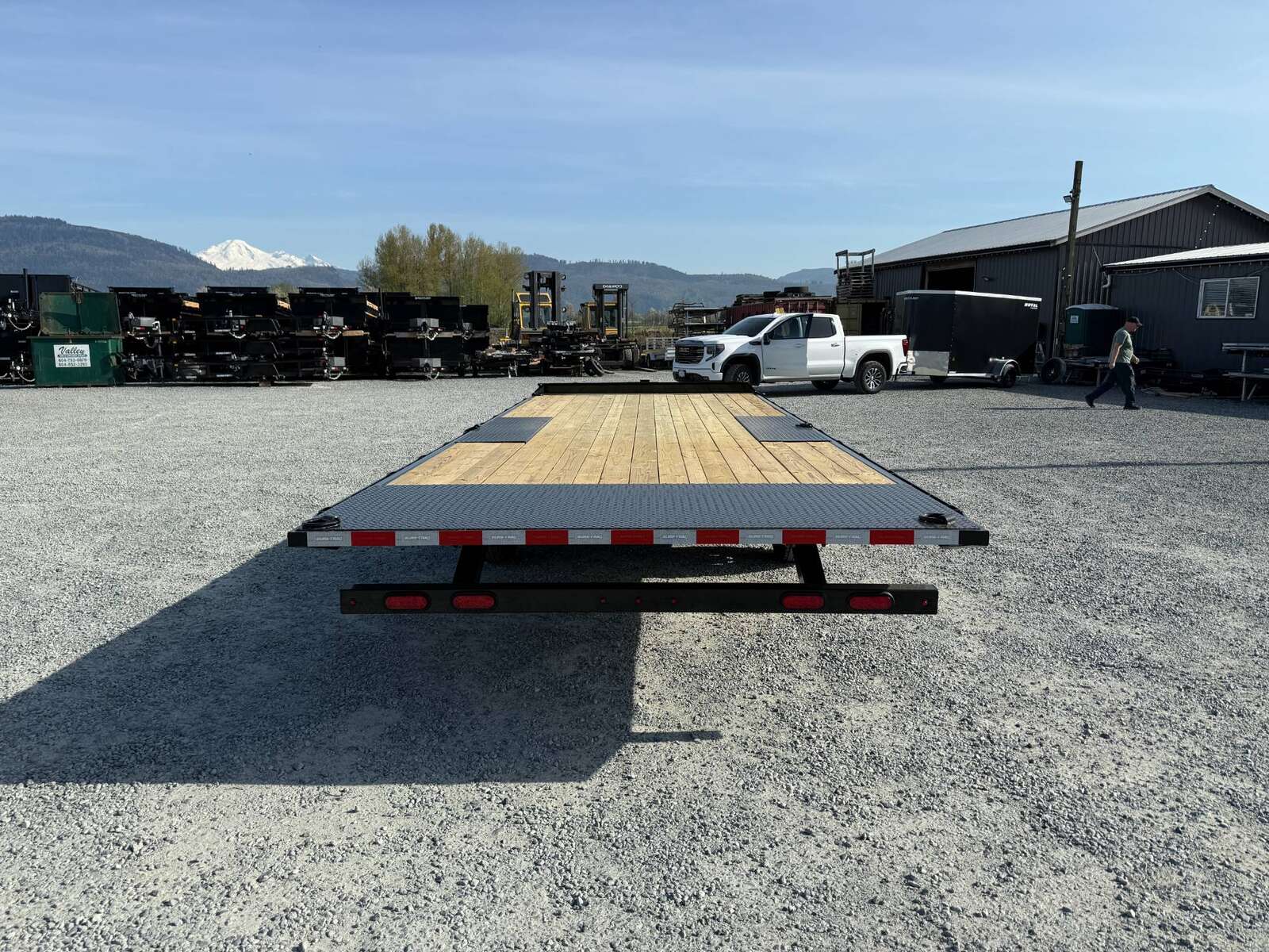 Photo of 2025 Suretrac 8.5x22ft Deck Over Power Tilt Equipment Trailer 15,000lb GVW