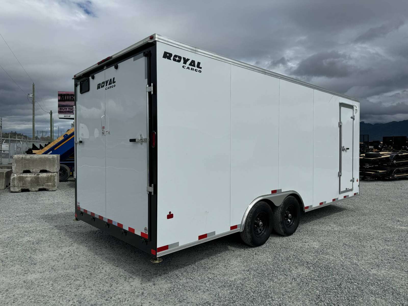 Photo of 2026 Royal Cargo 8.5x20 +V Nose 11,400lb Cargo / Enclosed Trailer Car Hauler Extra Height Ramp Door White