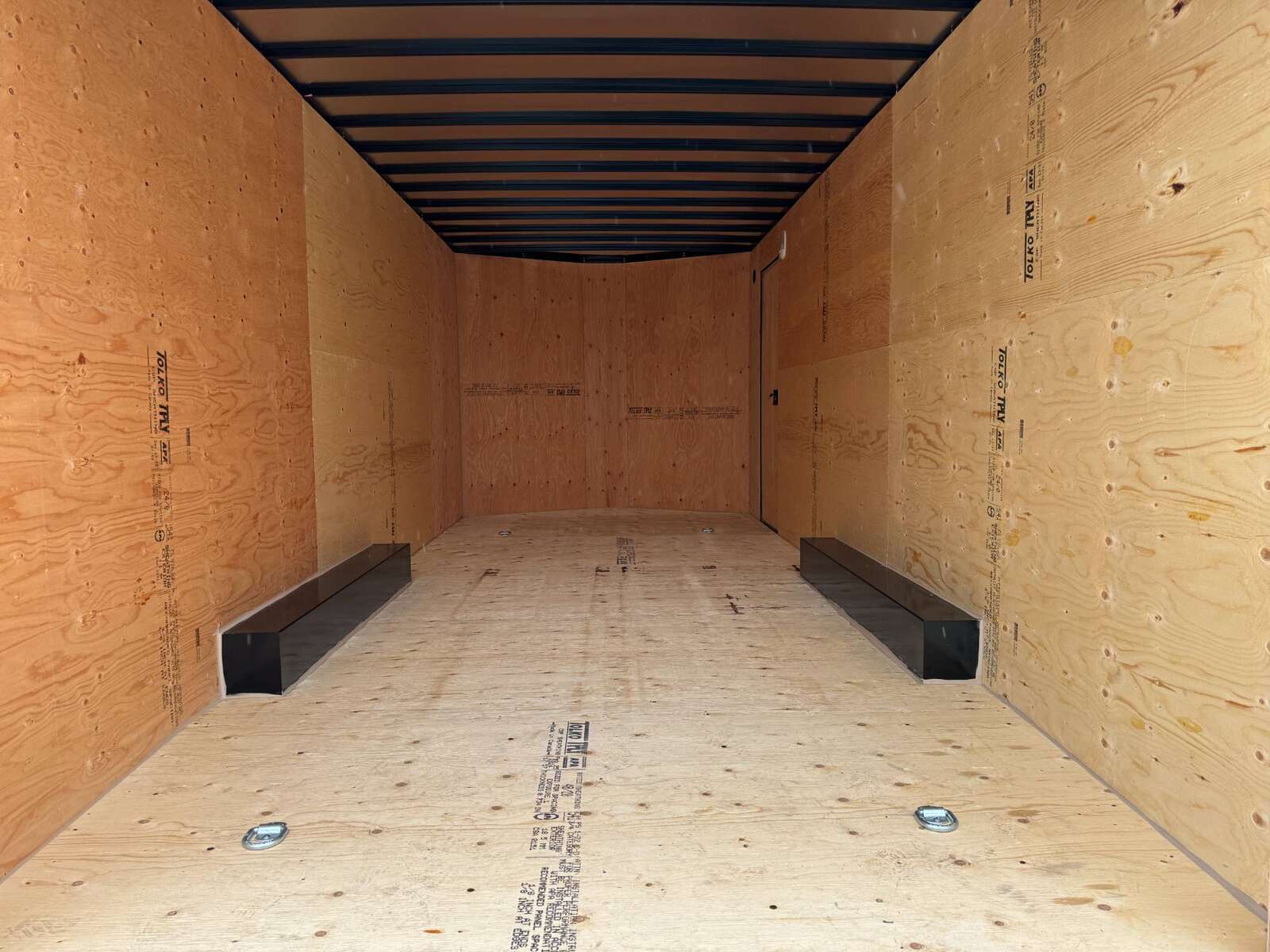 Photo of 2026 Royal Cargo 8.5x20 +V Nose 11,400lb Cargo / Enclosed Trailer Car Hauler Extra Height Ramp Door White