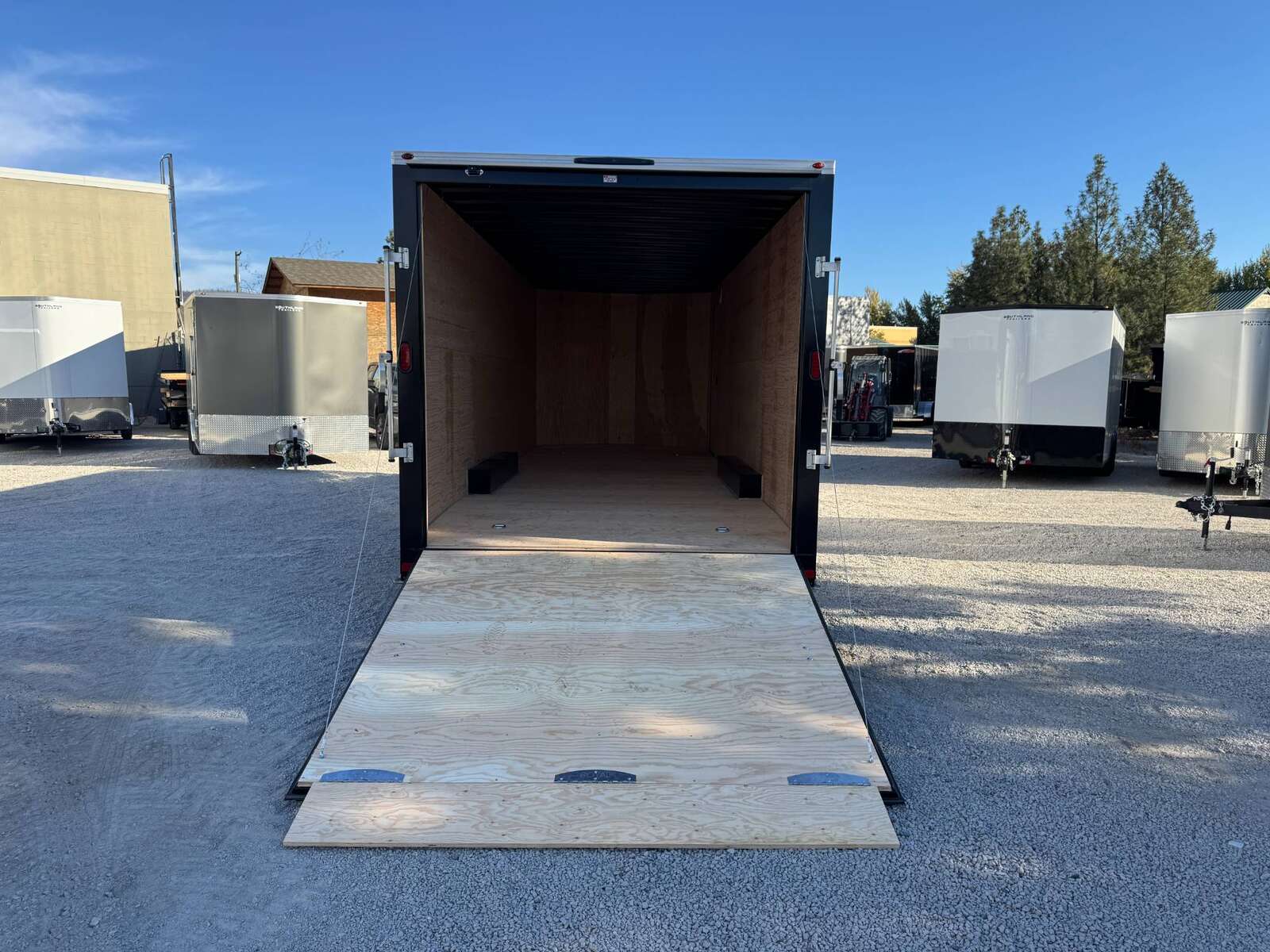 Photo of 2026 Royal Cargo 8.5x24 V Nose Car Hauler Cargo / Enclosed Trailer 11,400lb GVW Silver Ramp Door Extra Height