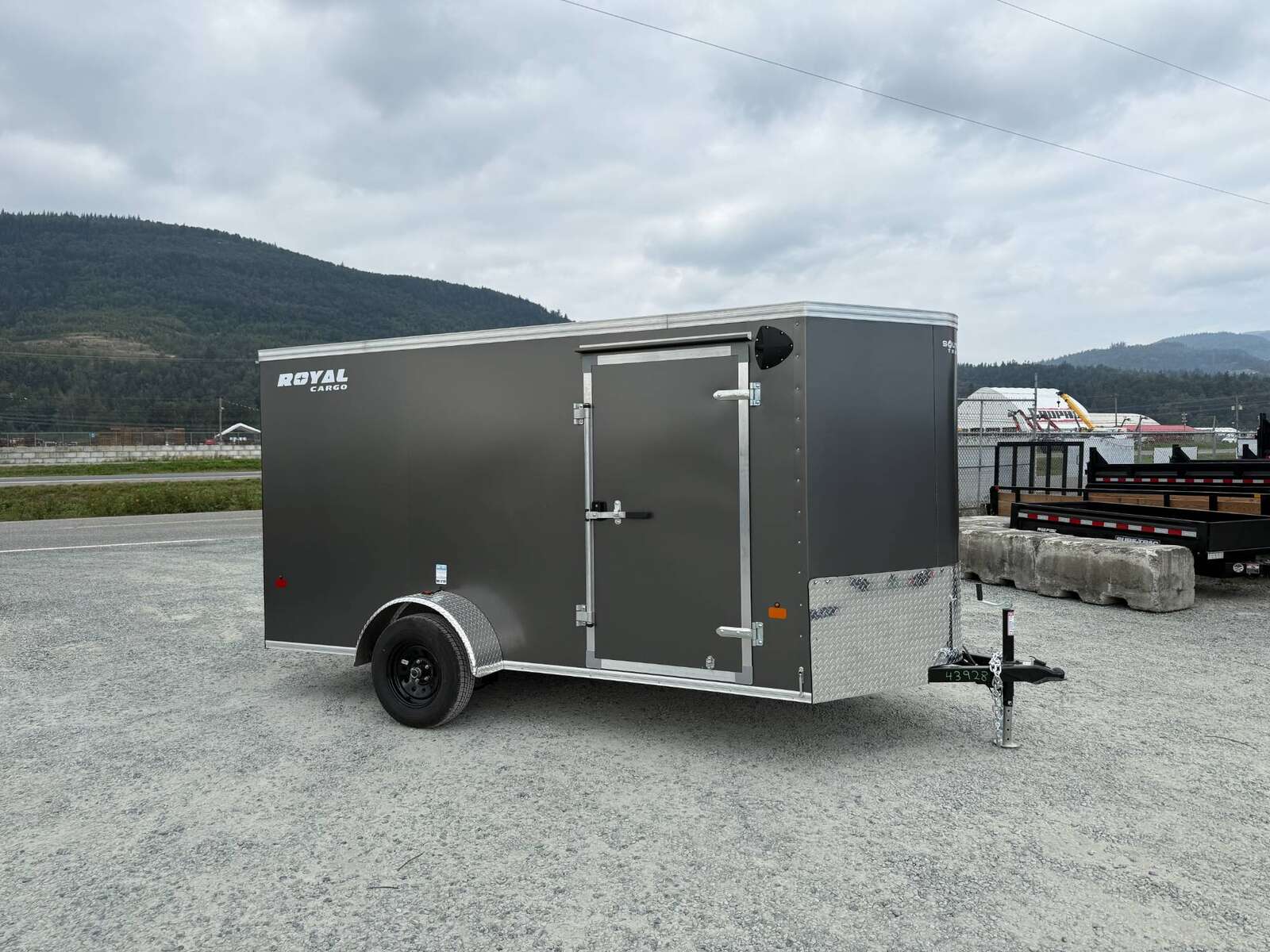 Photo of 2026 Royal Cargo 6x12 V Nose Cargo / Enclosed Trailer Ramp Door Charcoal Grey 2999lb GVW