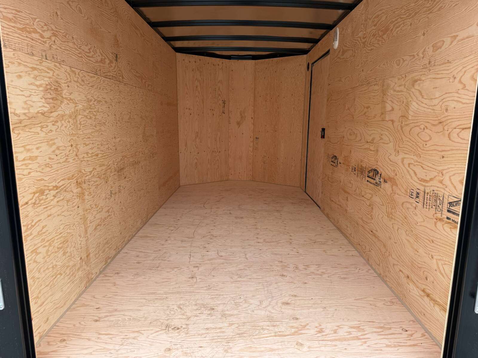 Photo of 2026 Royal Cargo 6x12 V Nose Cargo / Enclosed Trailer Ramp Door Charcoal Grey 2999lb GVW