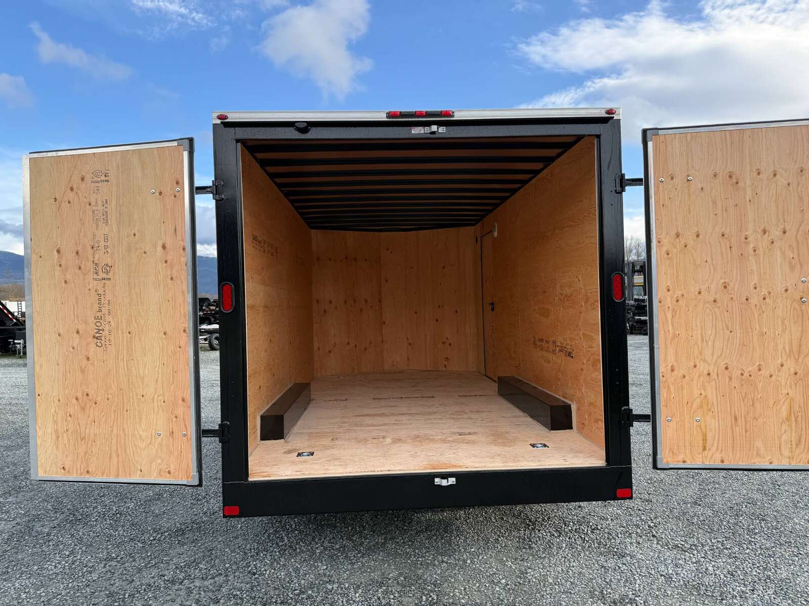 Photo of 2026 Royal Cargo 8.5X16 V NOSE Cargo / Enclosed Trailer Black BARN DOORS EXTRA HEIGHT 11,400LB GVW