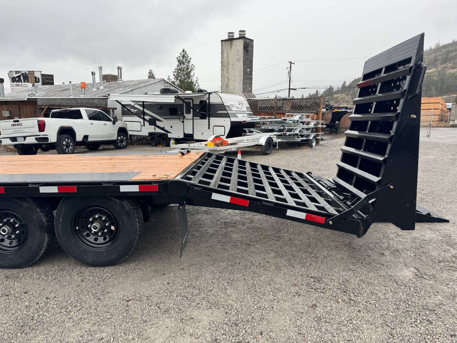 Photo of 2026 Southland Trailer 8x20 +5ft Dovetail Flip Over Ramps Deckover Trailer 15,400lb GVW Flat Deck