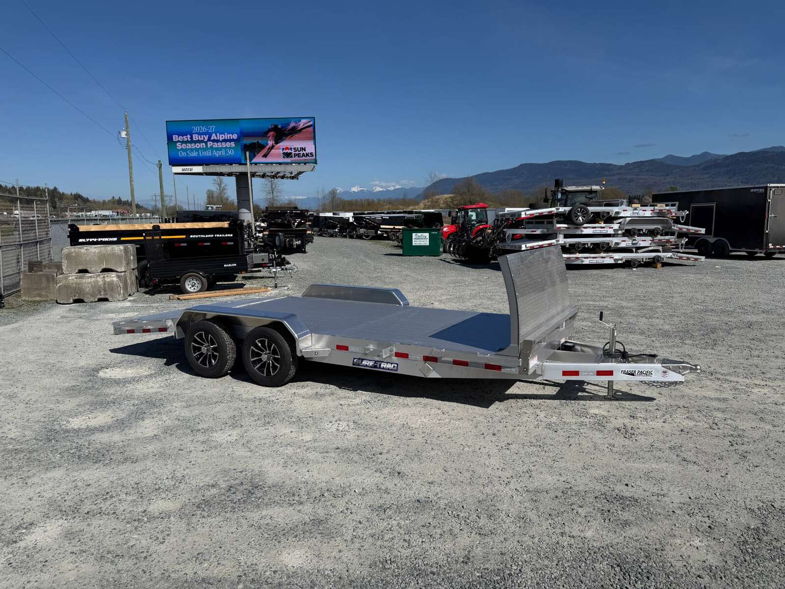 Photo of 2026 Suretrac 7x18 Aluminum Car Hauler Flat Deck Trailer 7000lb GVW w/ Front Shield & Loading Ramps
