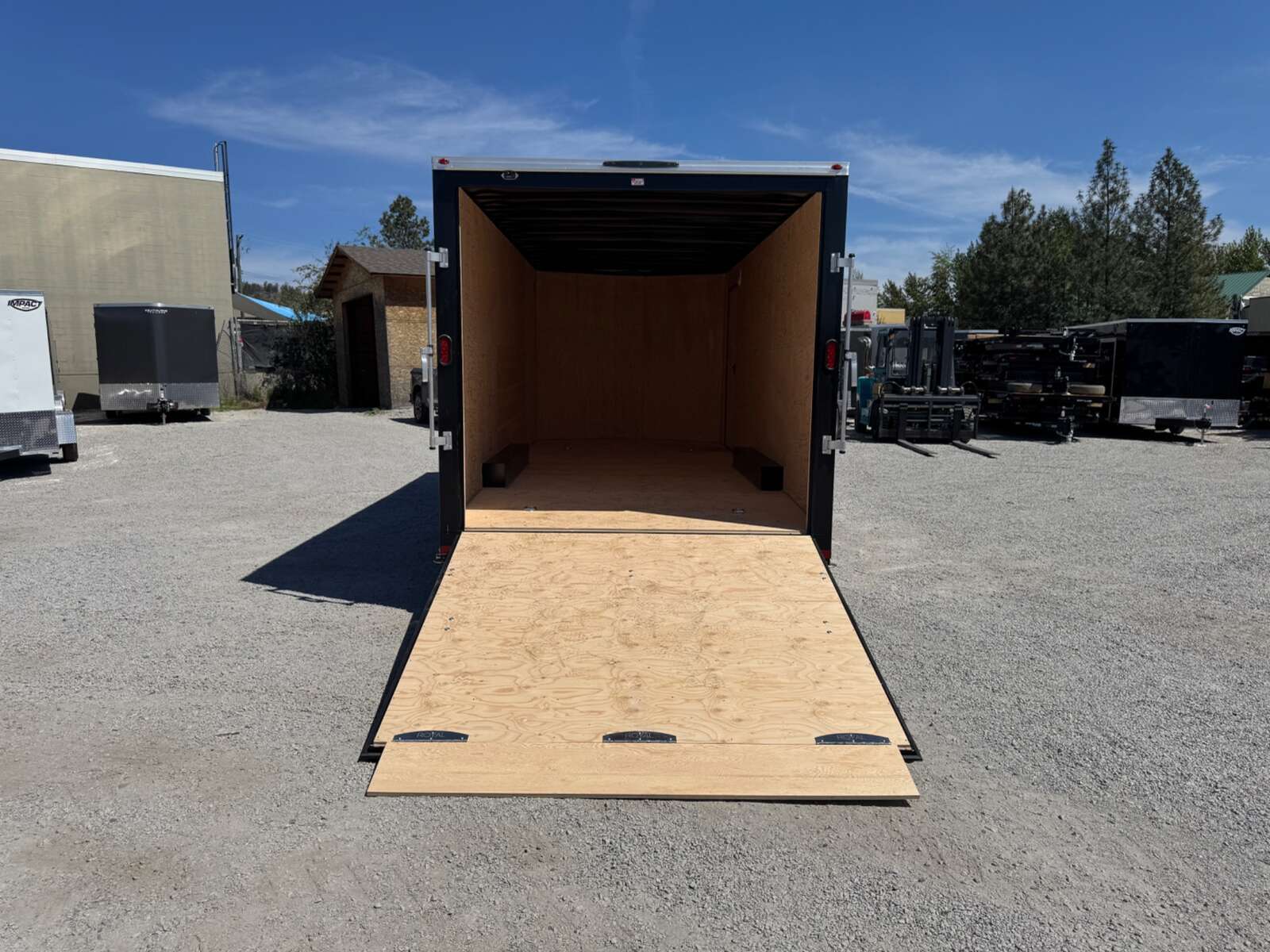 Photo of 2026 Royal Cargo 8.5x20 +V Nose 11,400lb Cargo / Enclosed Trailer Car Hauler Extra Height Ramp Door Black (GSR)