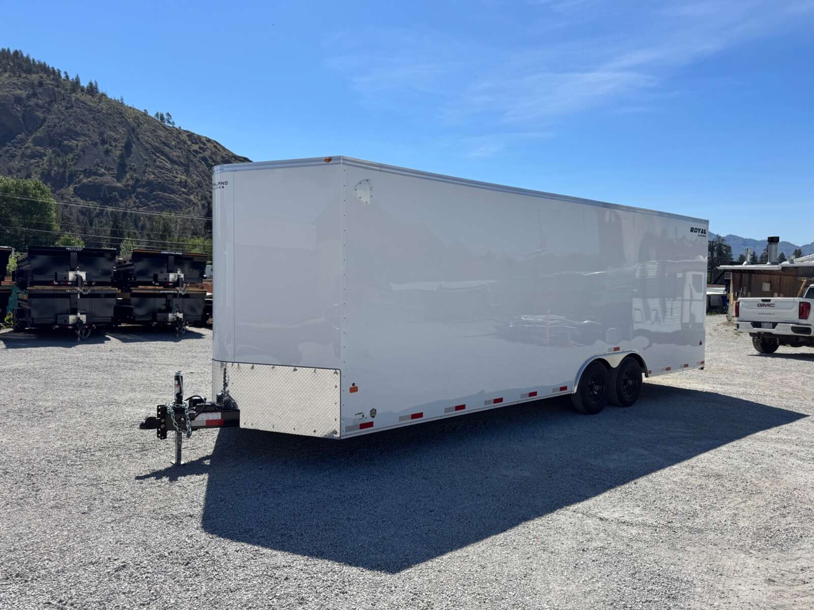 Photo of 2026 Royal Cargo 8.5x24 V Nose Car Hauler Cargo / Enclosed Trailer 11,400lb GVW White Ramp Door Extra Height (GSR)