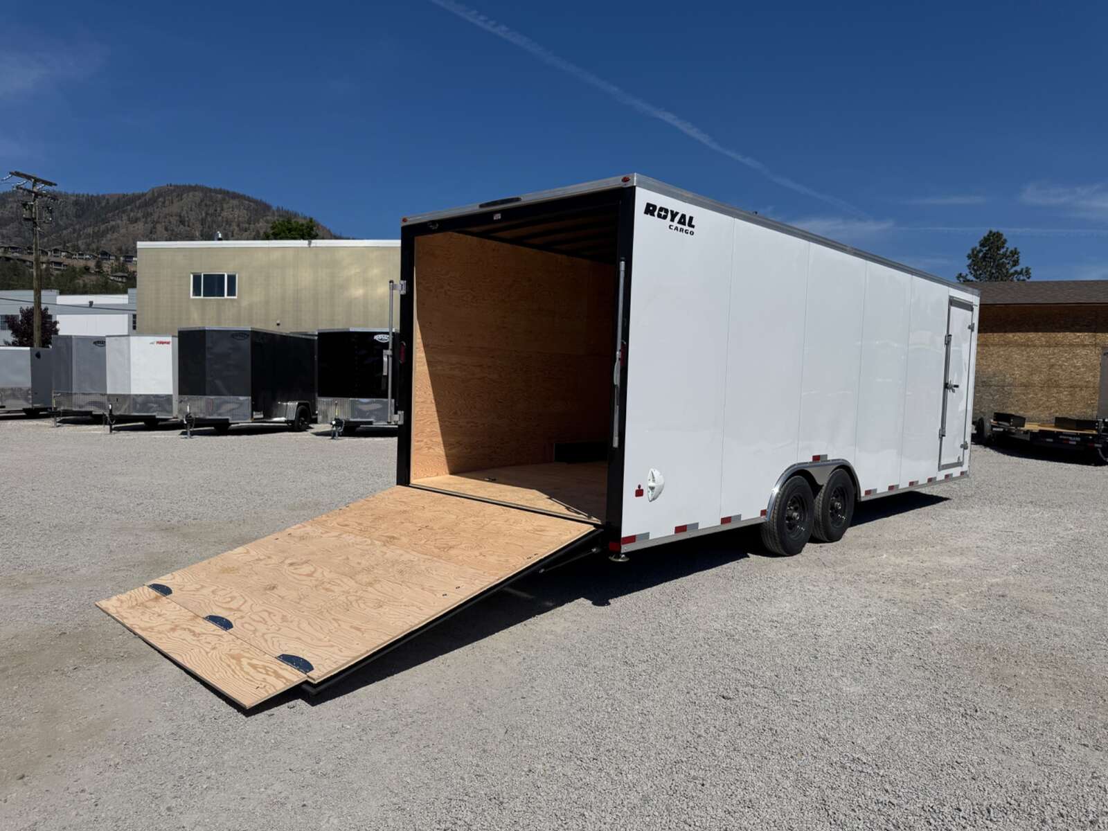 Photo of 2026 Royal Cargo 8.5x24 V Nose Car Hauler Cargo / Enclosed Trailer 11,400lb GVW White Ramp Door Extra Height (GSR)