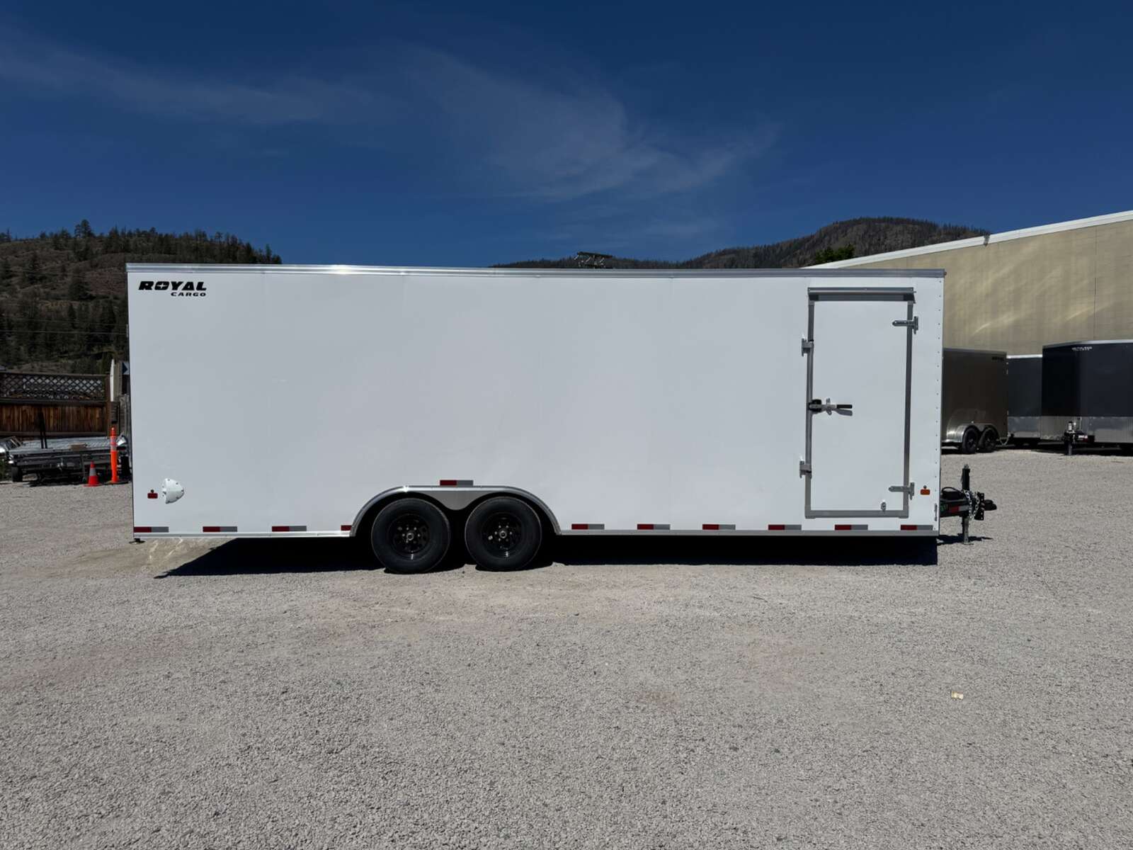 Photo of 2026 Royal Cargo 8.5x24 V Nose Car Hauler Cargo / Enclosed Trailer 11,400lb GVW White Ramp Door Extra Height (GSR)