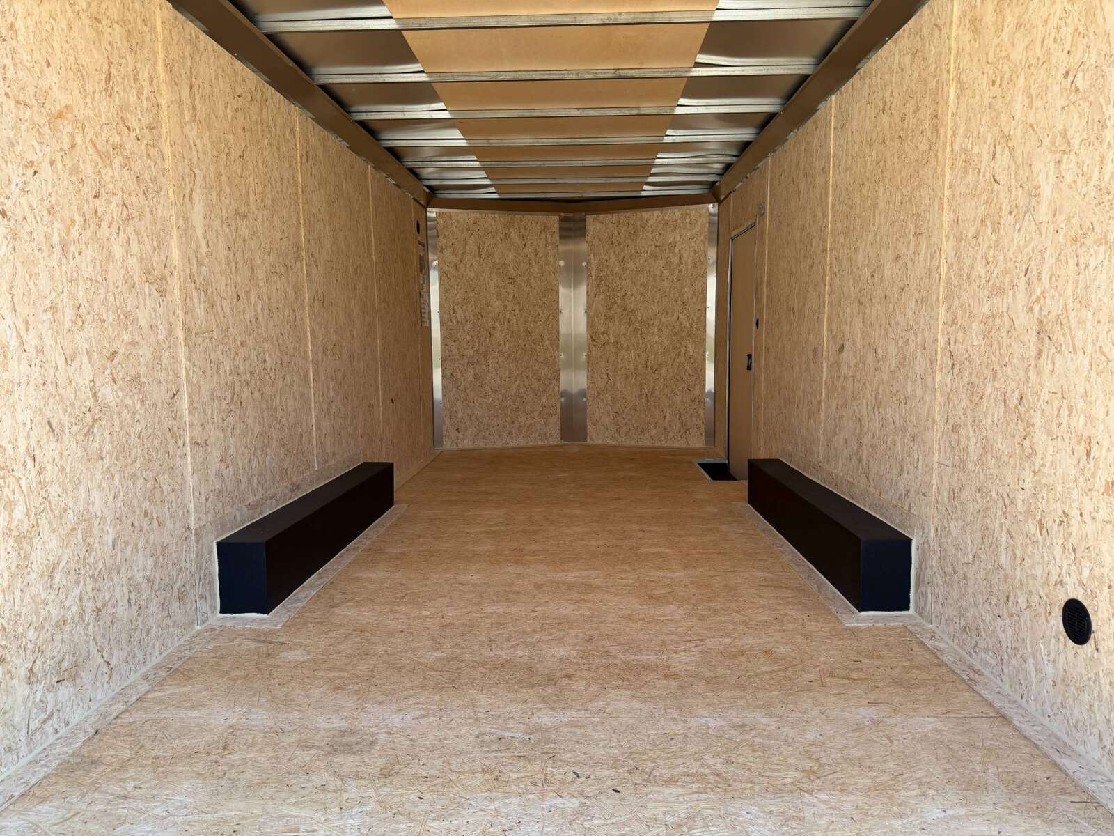 Photo of 2026 Impact 8.5x18 Quake V Nose Cargo Enclosed Trailer Ramp Door Extra Height White 7000lb GVW