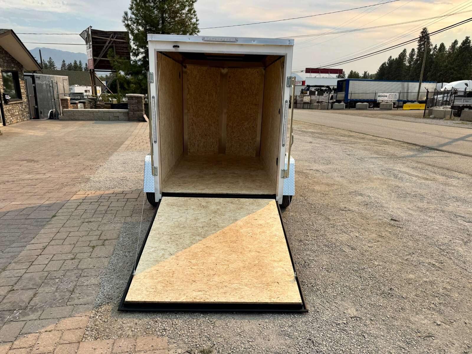 Photo of 2027 Impact Quake 5x8 V Nose Cargo / Enclosed Trailer White Ramp Door 2990lb GVW