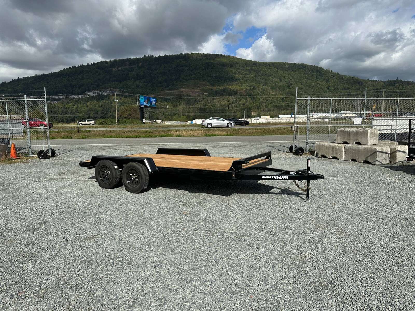 Photo of 2025 Southland 7X14 FLATBED TRAILER FLAT DECK 7,700LB GVW w/ Slide in ramps