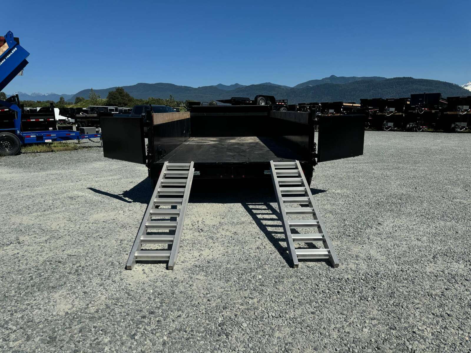 Photo of 2026 Southland Trailers 7x14 Dump Trailer HD 17,000lbs GVW w/ Hydraulic Front Jack & 3/16" Floor (SL714-16KHD)