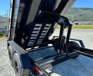 Thumbnail Photo of 2026 Southland Trailers 7x14 Dump Trailer HD 17,000lbs GVW w/ Hydraulic Front Jack & 3/16" Floor (SL714-16KHD)