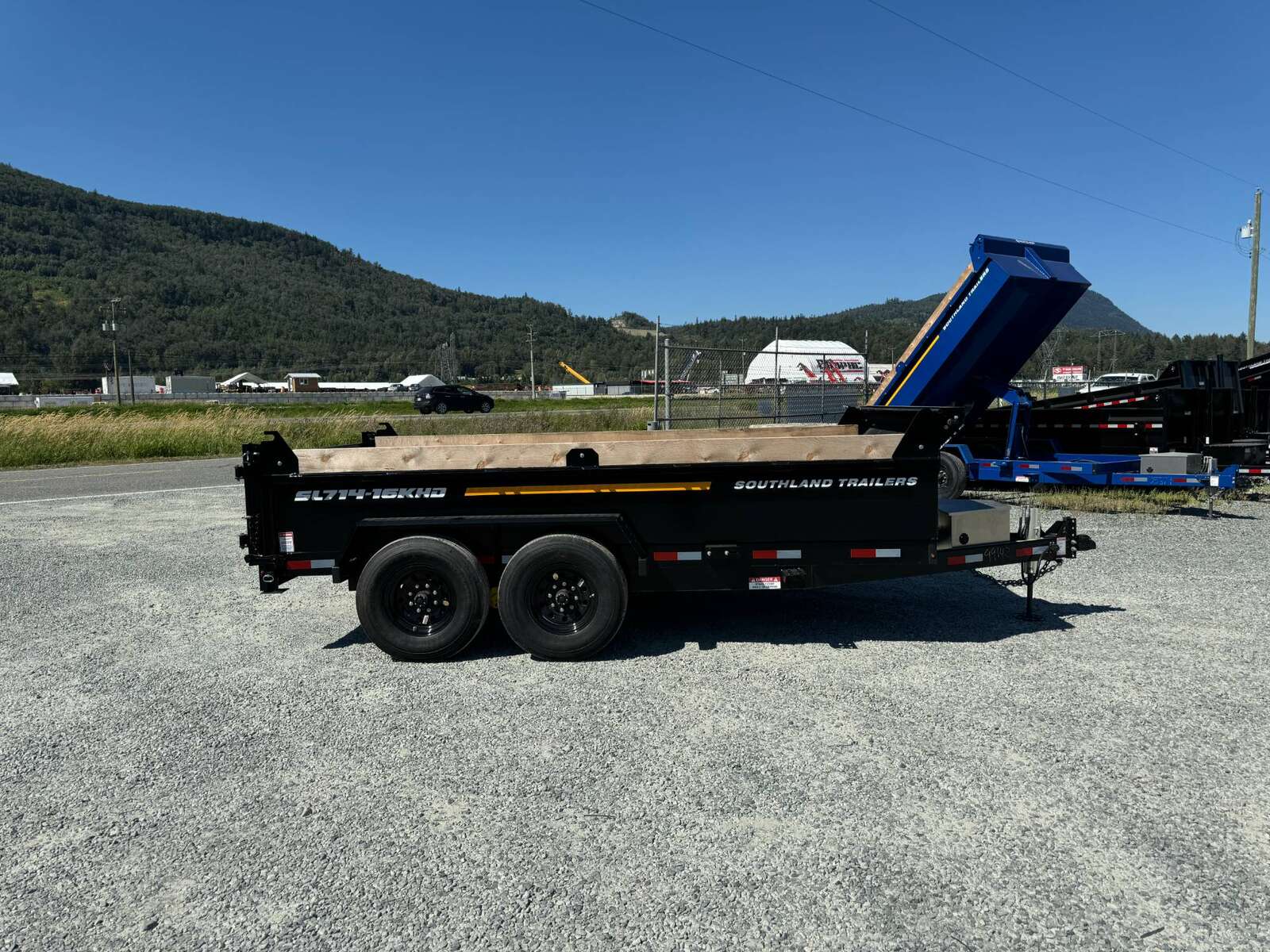 Photo of 2026 Southland Trailers 7x14 Dump Trailer HD 17,000lbs GVW w/ Hydraulic Front Jack & 3/16" Floor (SL714-16KHD)
