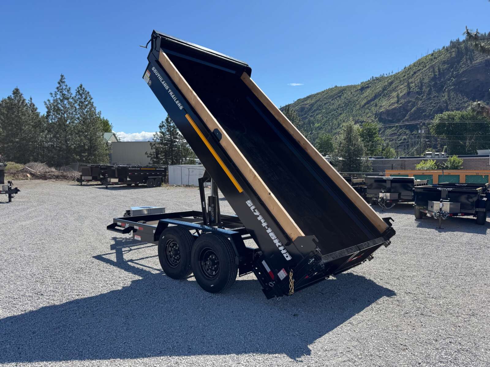 Photo of 2026 Southland Trailers 7x14 Dump Trailer HD 17,000lbs GVW w/ Hydraulic Front Jack & 3/16" Floor (SL714-16KHD)