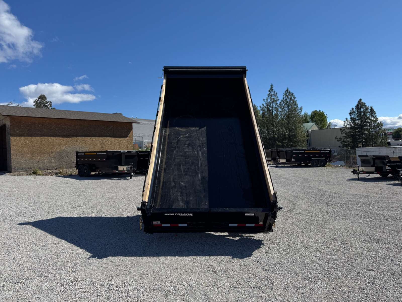 Photo of 2026 Southland Trailers 7x14 Dump Trailer HD 17,000lbs GVW w/ Hydraulic Front Jack & 3/16" Floor (SL714-16KHD)