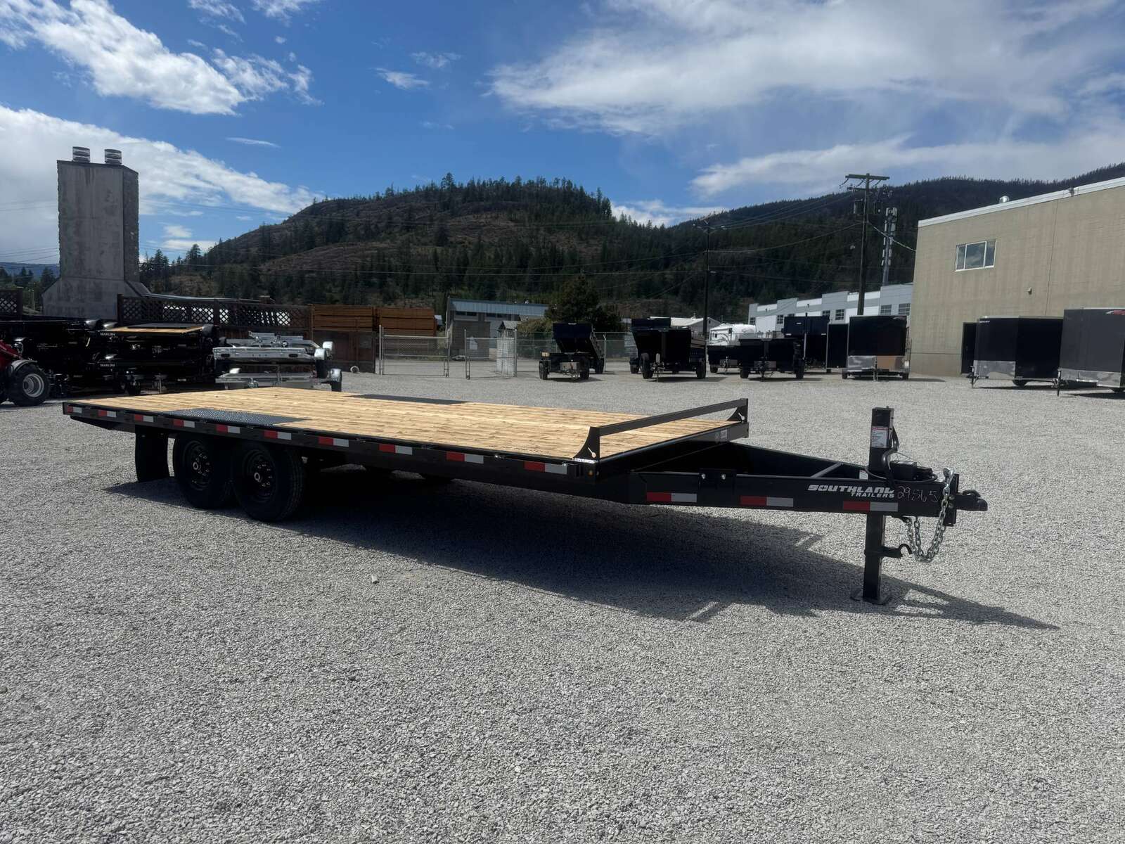Photo of 2026 Southland Trailer 8x20 Deckover Trailer 15,400lb GVW Flat Deck