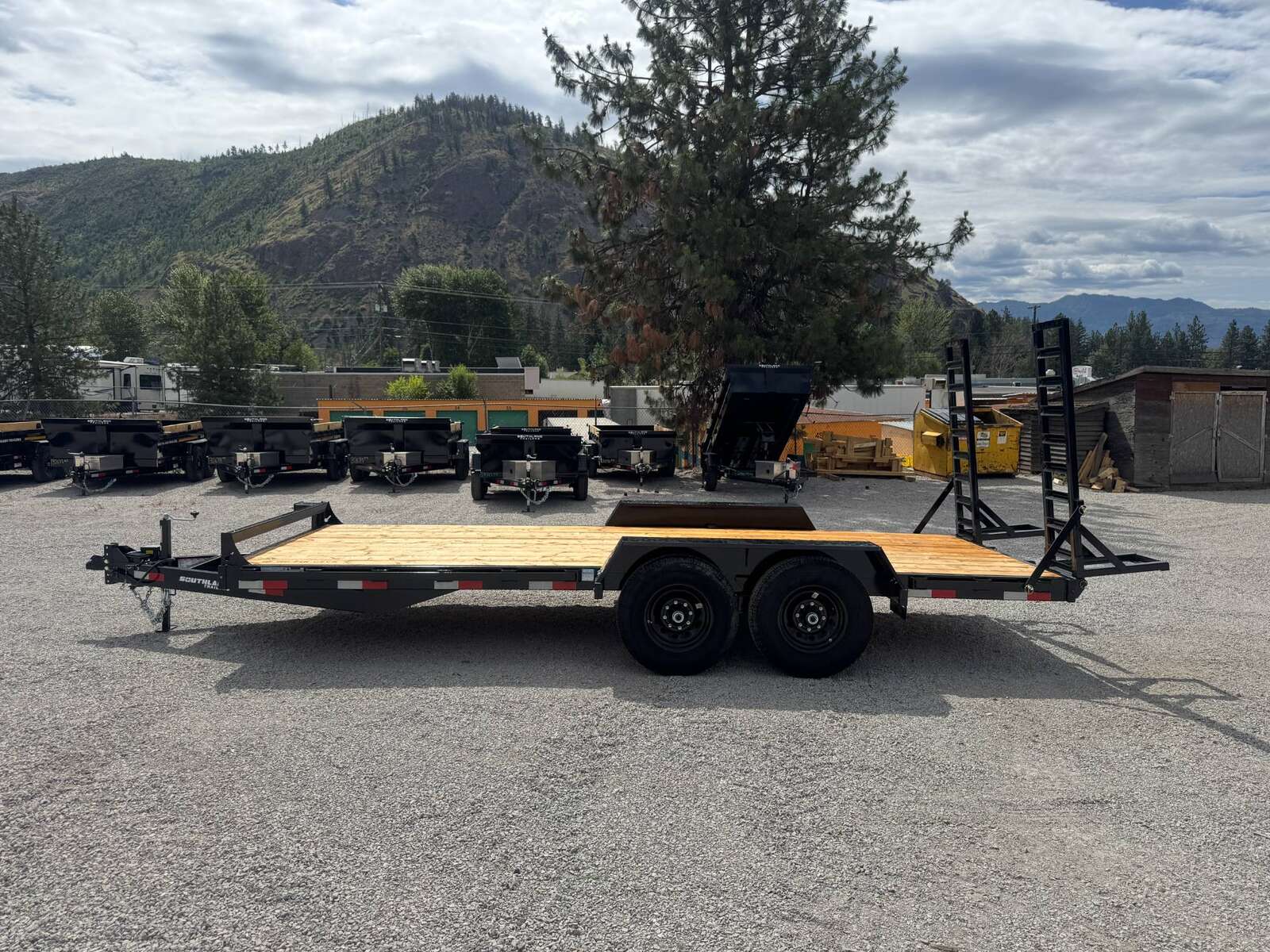 Photo of 2026 Southland 7X18 15,400LB GVW Equipment Flat Deck Trailer w/ Stand Up Ramps