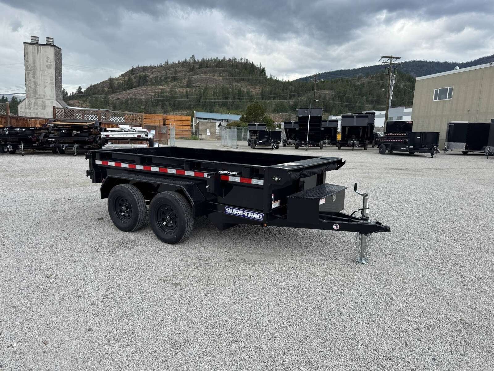 Photo of 2025 Suretrac 5x10 Dump Trailer 7000lb GVW Barn Doors with Tarp
