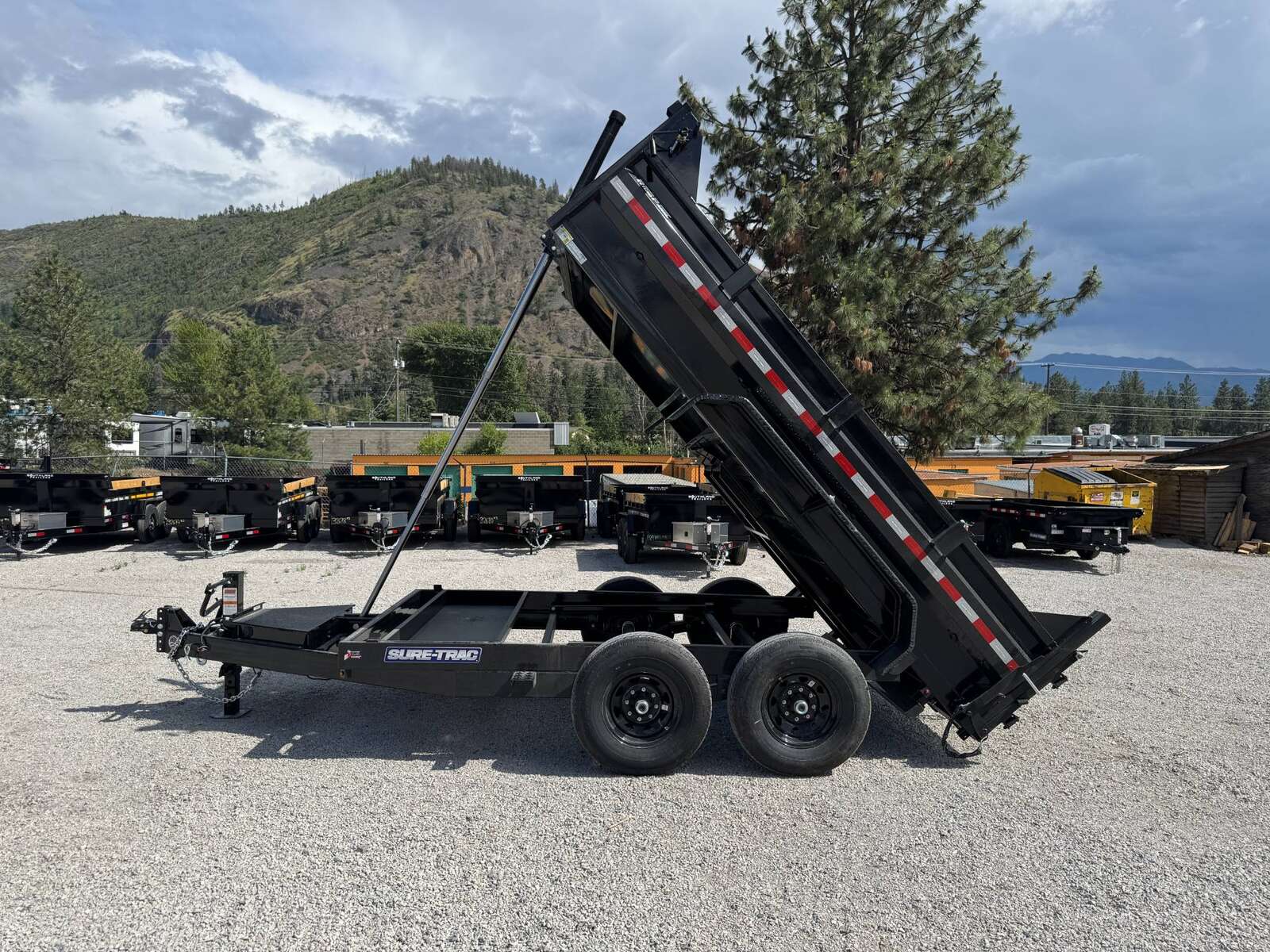 Photo of New Suretrac 7x12 Telescopic Hoist Dump Trailer 15,500lbs GVW w/ Ramps and Tarp