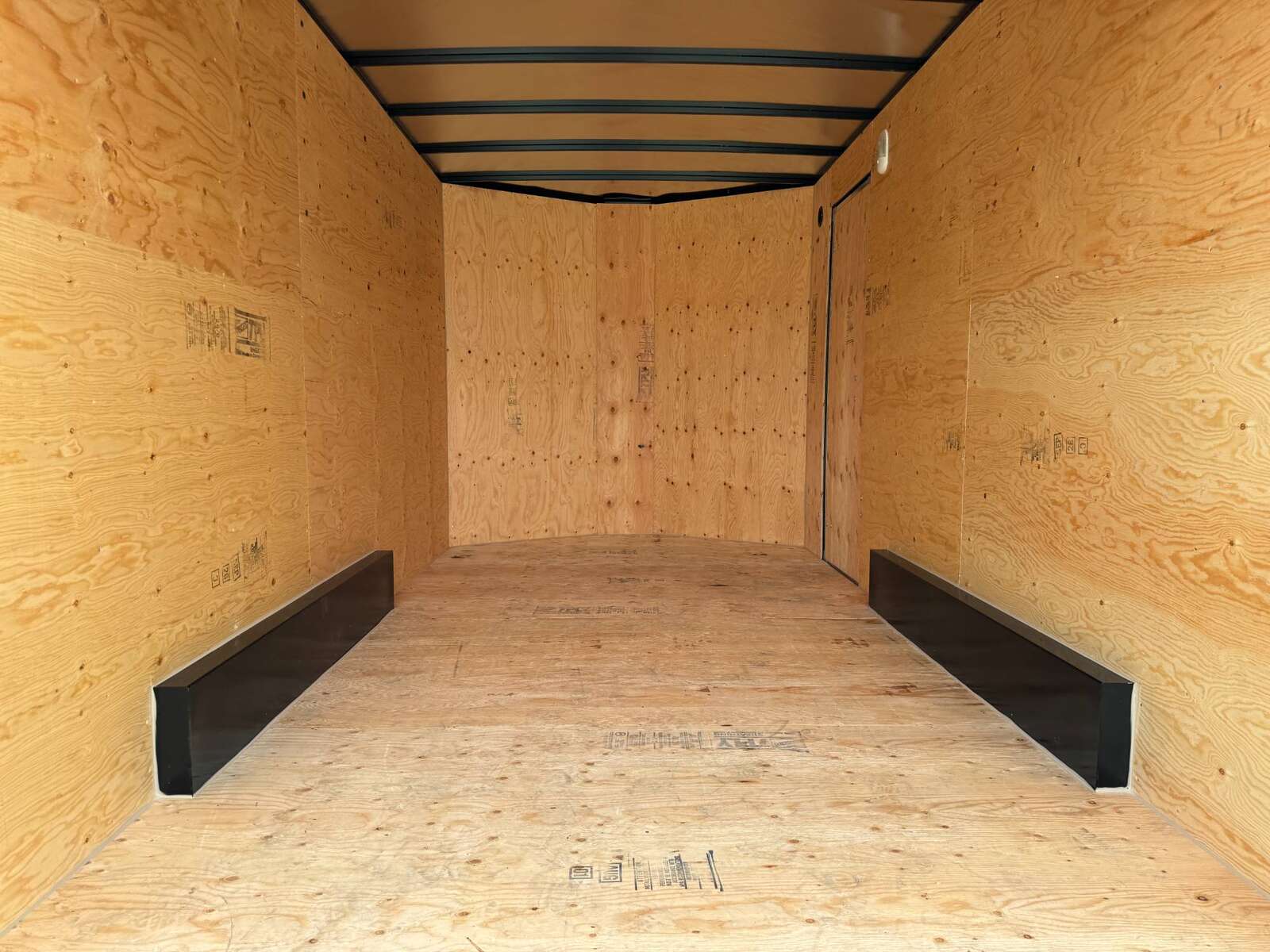 Photo of 2026 Royal 7.5X14 V-NOSE RAMP DOOR EXTRA HEIGHT Cargo / Enclosed Trailer Charcoal Grey 7700lb GVW
