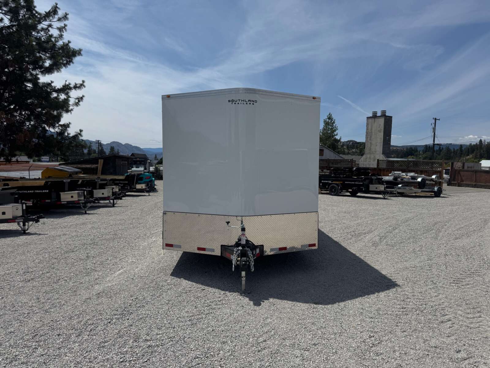 Photo of 2026 Royal Cargo 8.5x24 V Nose Car Hauler Cargo / Enclosed Trailer 11,400lb GVW White Ramp Door Extra Height