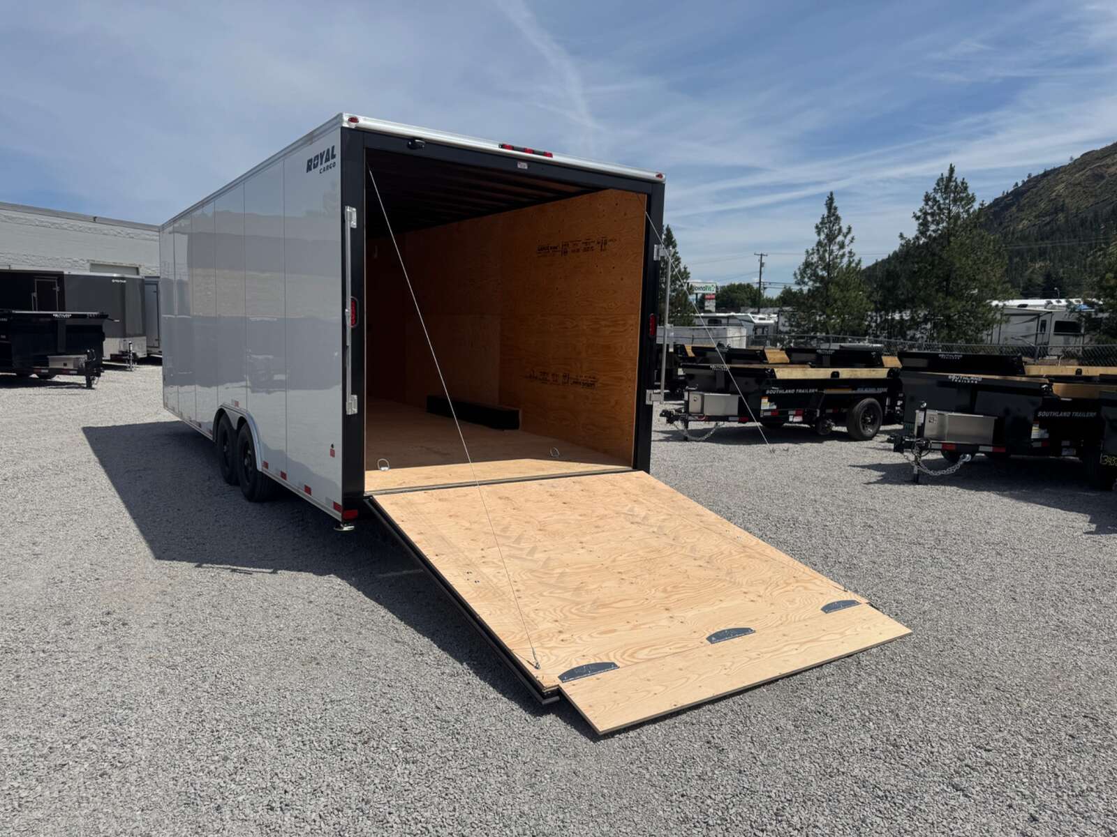 Photo of 2026 Royal Cargo 8.5x24 V Nose Car Hauler Cargo / Enclosed Trailer 11,400lb GVW White Ramp Door Extra Height
