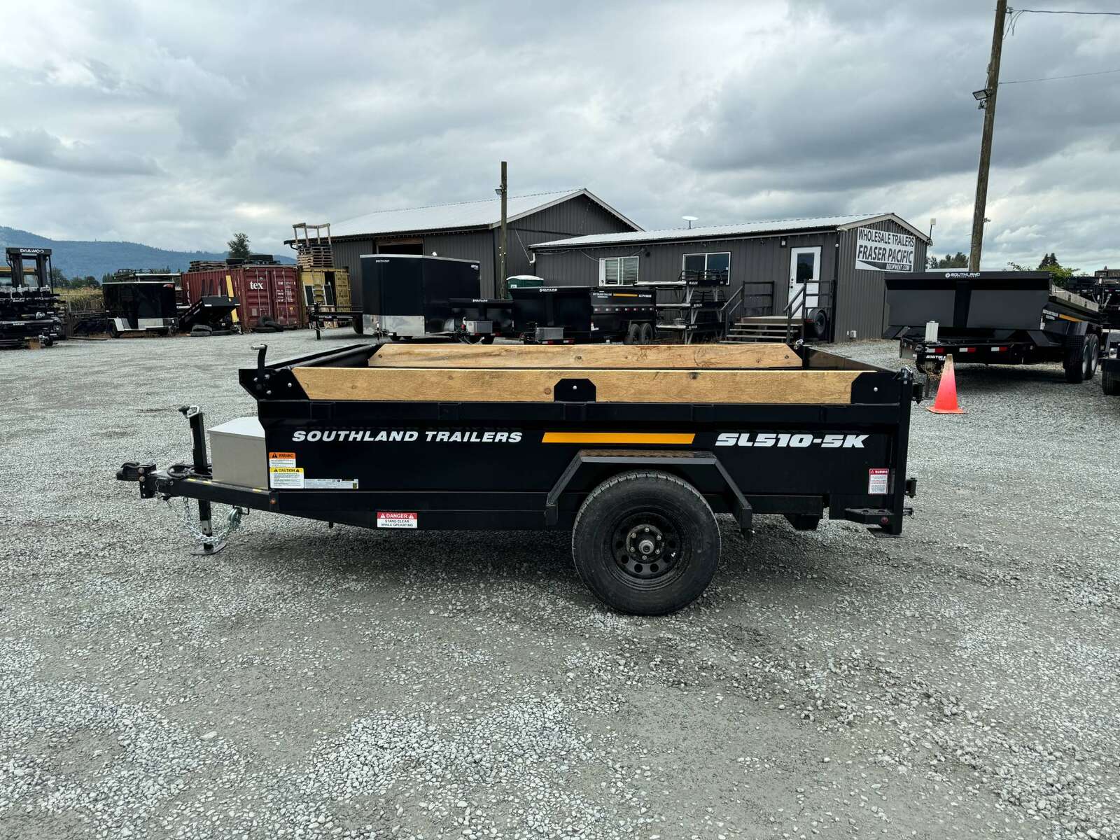 Photo of 2026 Southland 5x10 Dump Trailer Single Axle 5700lb GVW with Tarp and Ramps