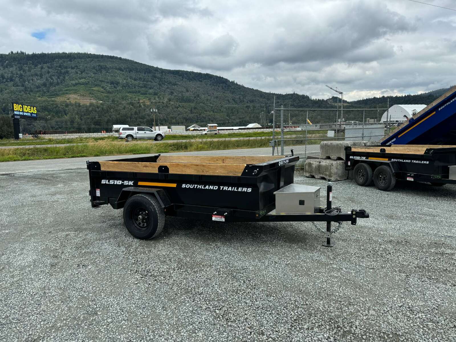 Photo of 2026 Southland 5x10 Dump Trailer Single Axle 5700lb GVW with Tarp and Ramps