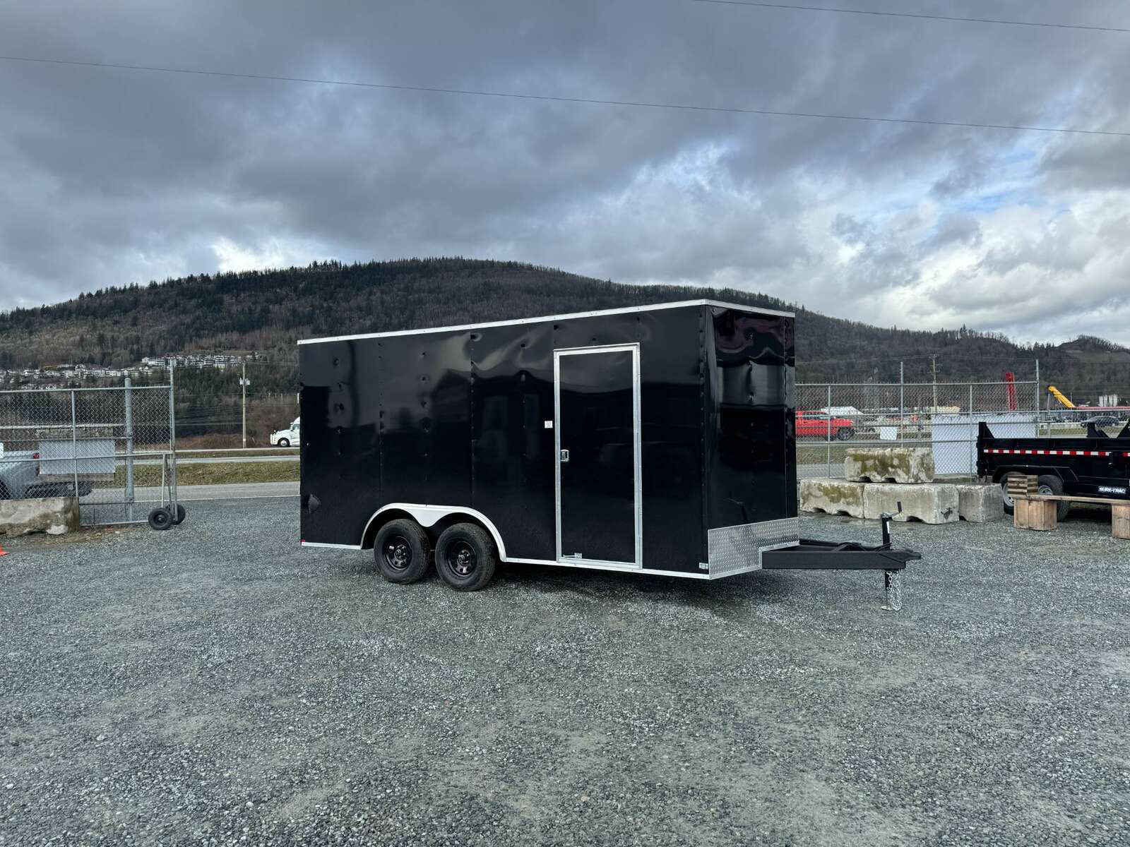 Photo of 2025 Mirage XE 8.5x16 V Nose Extra Height Cargo / Enclosed Trailer Ramp Door Black 7000lb GVW