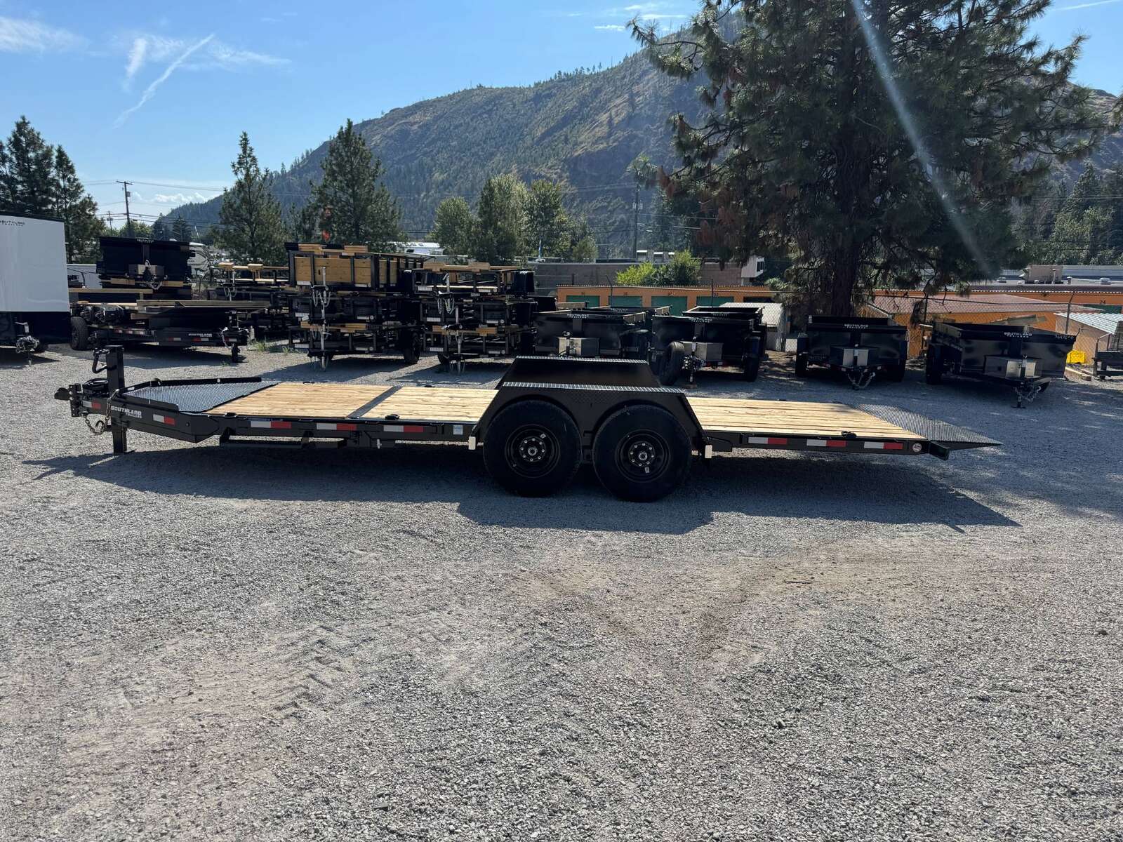 Photo of 2026 Southland Tilt Deck 16+4 Flatdeck Equipment Trailer 15,000lb GVW
